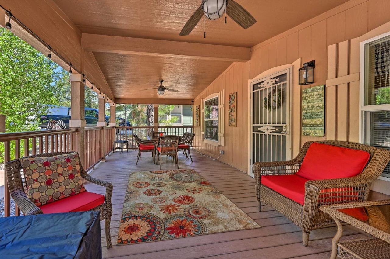 Munds Park Cabin Retreat With Deck And Fire Pit! Luaran gambar